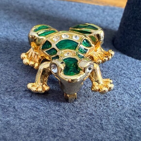 Vintage Frog Pin Enamel Rhinestone Gold Tone Signed Nat Landau Hyman NLH - Picture 2 of 10